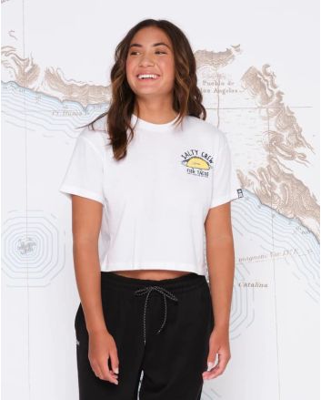 Mujer con camiseta cropped de manga corta Salty Crew Baja Fresh Skimmer blanca 