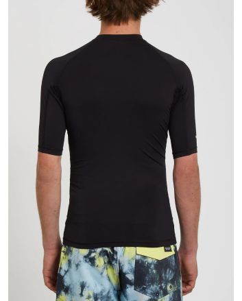 Hombre con licra de surf con manga corta Volcom Lido Solid UPF 50+ Negra