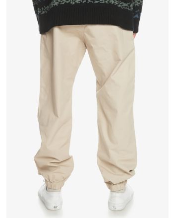 Hombre con Pantalón elástico Quiksilver Lo-Tech Beach Cruiser Beige