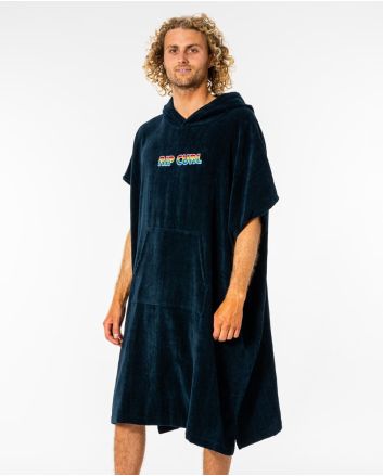 Hombre con poncho cambiador Rip Curl Icons Hooded Towel azul marino