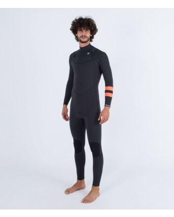 Hombre con traje de surf con cremallera en el pecho Hurley Plus 3/2mm negro grafito