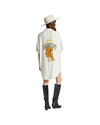 Mujer con vestido camisero Brixton Condesa Linen Blanco