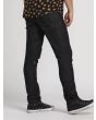 Hombre con Pantalón Vaquero Volcom 2X4 Denim Rinse azul marino lateral