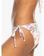 Mujer con Braguita de Bikini con lazadas laterales Roxy Printed Beach Classics color blanco tropical lateral