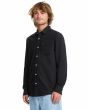 Hombre con Camisa de manga larga Volcom Veeco Oxford negra lateral