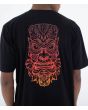 Hombre con camiseta de manga corta Hurley Kai Tiki Negra estampado posterior tribal