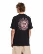 Hombre con camiseta Volcom Mazatlan Negra posterior
