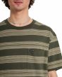 Hombre con camiseta de manga corta Volcom Twilight Verde a rayas bolsillo en el pecho
