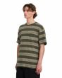 Hombre con camiseta de manga corta Volcom Twilight Verde a rayas lateral