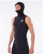 Hombre con Top de neopreno sin mangas con capucha Rip Curl Flashbomb Polypro negro