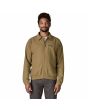 Hombre con Chaqueta ligera Patagonia Isthmus Unlined Jacket caqui
