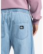 Hombre con vaquero elástico Quiksilver Taxer Regular Denim azul bolsillos