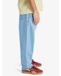 Hombre con vaquero elástico Quiksilver Taxer Regular Denim azul lateral