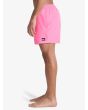 Hombre con bañador Quiksilver Everyday Solid Volley 15in Rosa Pink Lemonade lateral