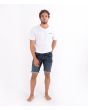 Hombre con pantalón vaquero corto Hurley Cyrus Oceancare Denim Shorts frontal