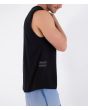 Hombre con Camiseta sin mangas Hurley Muscle Tank negra derecha