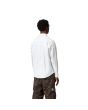 Hombre con camisa de manga larga Carhartt WIP C-Logo Shirt White-Dark Navy posterior