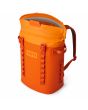 Mochila Nevera Portátil Yeti Hopper M20 Soft Backpack Cooler King Crab Naranja abierta lateral