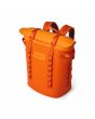 Mochila Nevera Portátil Yeti Hopper M20 Soft Backpack Cooler King Crab Naranja lateral