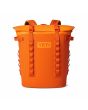 Mochila Nevera Portátil Yeti Hopper M20 Soft Backpack Cooler King Crab Naranja