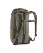 Mochila Patagonia Black Hole Pack 25 Litros Verde Basin Green Unisex posterior