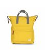 Mochila mediana impermeable Roka London Bantry B Recycled Nylon Amarillo Álamo 14 Litros Unisex