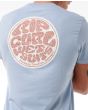 Hombre con Camiseta de manga corta Rip Curl Passage Azul logo espalda
