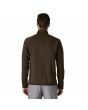Hombre con chaqueta de forro polar Patagonia Better Sweater Jacket marrón posterior