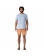 Hombre con Boardshort Patagonia Men's Hydropeak Volley Shorts 16'' Naranja estampado ajuste regular