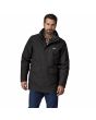 Hombre con Parka Patagonia Men's Tres 3-in-1 Parka Negra 
