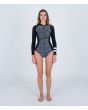 Mujer con traje de surf de primavera con manga larga Hurley Woman Advant 2mm Springsuit Animal