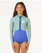 Niña con traje de neopreno corto Rip Curl Junior G Bomb 1.5mm Spring con cremallera frontal Azul 