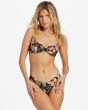 Mujer con Top de Bikini Bralette Billabong Hooked On Tropics Negro Floral frontal