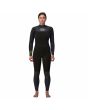 Mujer con Traje de Surf con cremallera en el pecho Patagonia W's R2 Yulex Regulator Front Zip Full Suit Negro interior