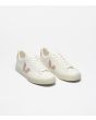 Zapatillas de cuero Veja Campo Chromefree Leather Blancas y Rosas Unisex frontal