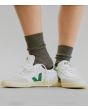 Zapatillas Veja Volley Canvas color Blanco y Verde Esmeralda Unisex cordones