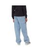Mujer con Pantalón Vaquero Holgado Carhartt WIP W' Brandon Pant Azul Blanqueado posterior