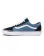 Zapatillas de Skate Vans Old Skool en color azul marino con suela de goma blanca izquierda