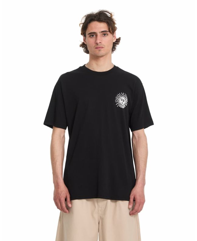 Hombre con camiseta Volcom Mazatlan Negra