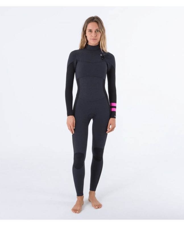 Mujer con traje de surf con cremallera en el pecho Hurley Plus 4/3mm negro grafito