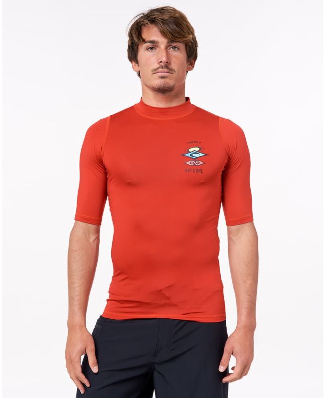 Camiseta de manga corta con protección solar UPF 50+ Rip Curl Icons Perf SSL UV roja para hombre
