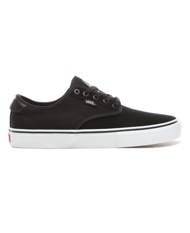 Zapatillas Vans Chima Ferguson Pro en color negro con suela blanca 