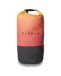 Mochila Estanca para trajes de surf Vissla 7 Seas 20L roja frontal