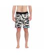 Hombre con bañador Volcom Lido Print Scallop Mod 19'' Negro y Blanco