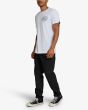Hombre con Camiseta de manga corta Deus Ex Machina Ibiza Address Blanca lateral