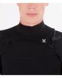 Hombre con Traje de surf con cremallera en el pecho Hurley Advantage Plus 4/3mm negro chest zip
