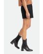 Mujer con Pantalón corto de cintura alta Brixton Victory Trouser Short negro lateral