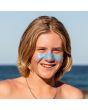 Niño con Protector solar de barra Sun Zapper Zinc Stick SPF 50+ color Azul