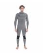 Hombre con traje de neopreno con cremallera en el pecho Hurley Advant 4/3mm Fullsuit Azul Marino y Naranja interior