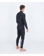 Hombre con traje de neopreno con cremallera en el pecho Hurley Advant 4/3mm Fullsuit negro posterior derecha